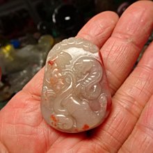 《藍晶寶石玉石特賣區》→〈項鍊系列〉→天然超玉化清透明顯菊花玉髓特大水滴形項鍊〈佛教七寶之一〉→W99 歷史價格詳細信息