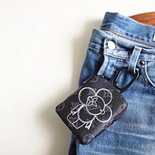 LV 新款鑰匙扣來襲 包鏈 包挂件 雙公仔吊墜磁鐵扣鏈條 歷史價格詳細信息