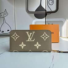 新上架熱銷VT 光面胸針  胸花 大牌同款包包首飾鞋 歷史價格詳細信息