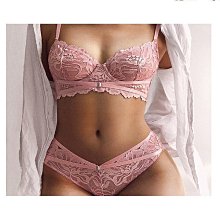 【好康】透氣蕾絲胸貼聚攏上託拍照用加厚乳貼隱形胸罩專用聚攏無肩帶內衣女 歷史價格詳細信息