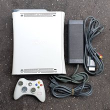 二手~XBOX 360 遊戲主機 + 1 手把 (2)~功能正常 價格比較,價格查詢,歷史價格詳細信息