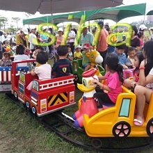 旋轉小飛機& 大空椅☆ 碰碰車旋轉木馬☆摩天輪☆海盜船☆歡樂軌道小火車 歷史價格詳細信息