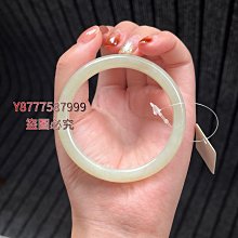 天然和田玉52.4圈口冰種晴水漸變手鐲 52.4*11.3*7.6 送證書 料子冰潤細膩 翡翠 手鐲 收藏【二手】【大唐盛世】-935 歷史價格詳細信息