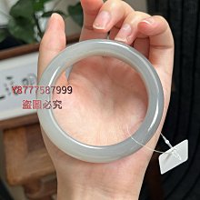 天然和田玉57.5圈口冰種晴水美人條手鐲 57.5*7.9*6.3 送證書 料子冰潤細膩 翡翠 手鐲 收藏【二手】【大唐盛世】-894 歷史價格詳細信息