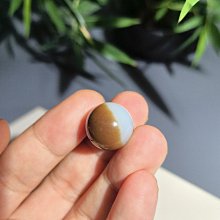 樓蘭玉斧玉刀型，菠菜色。刃口鋒利長條彎刀造型犀利霸道。10293 歷史價格詳細信息