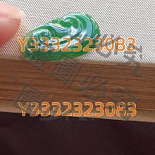 尺寸： 18*11cm（小號）24*15cm（大號） loewe  幾何包puzzle  新品焦糖色 自帶高級感！牛皮品質????！ 完全hold住！雙肩帶 歷史價格詳細信息