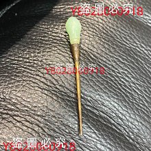 清代翡翠簪頭，無裂無綹，品相完整，包漿然，料子細膩油潤，尺寸37*19.8*3.1 舊藏 古玩 翡翠 二手【紫氣東來】-111 歷史價格詳細信息