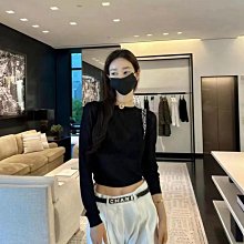 CHANEL 新款CHANEL字母海灘風格塗鴉設計罩衫/薄圍巾 (附收納袋) 歷史價格詳細信息