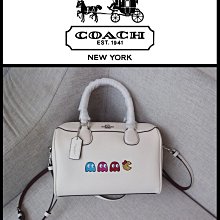 COACH豆沙綠浮雕C Logo全皮方型小款斜背男包 歷史價格詳細信息