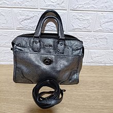 Coach 灰白色麂皮側肩包  (二手) 歷史價格詳細信息