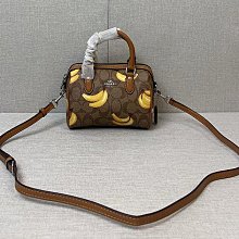 COACH 香蕉印花雙面翻兩用托特包(粉) 歷史價格詳細信息
