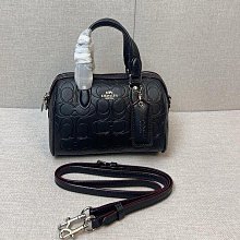 COACH CR945 Corner Zip 經典印花拼接拉鍊小手拿包.卡其/白 歷史價格詳細信息