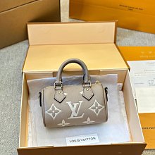 『瑤瑤代購』L家 手提包 最新款 頂級貨 原單大牌 時尚百搭speedynano小金包手袋波士頓包單肩斜挎包47HJ553 歷史價格詳細信息