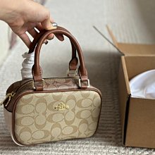 Leann代購~ COACH蔻馳 CM505 小卡包女士新款時尚真皮拉鏈卡套包小巧精緻多卡位證件包短款零錢包 歷史價格詳細信息