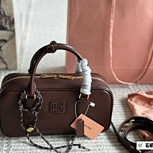 【女包】波士頓包 中線設計 油蠟皮 三用包 手提肩背斜跨／酒紅色 歷史價格詳細信息