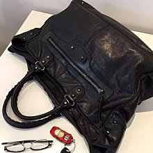 BALENCIAGA機車包，大象灰 歷史價格詳細信息