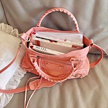 balenciaga 粉色真品小包 歷史價格詳細信息