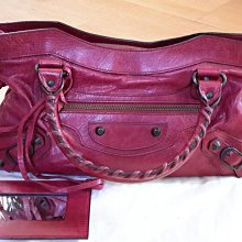 Balenciaga first 巴黎世家 藍色　機車包 歷史價格詳細信息