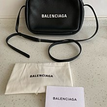 Balenciaga 黑布標Mini帆布斜背吊掛包(656060-黑) 廠商直送 歷史價格詳細信息