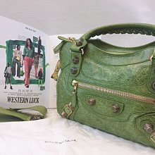 巴黎上車 台北到站：那些法國教我的愛、自由與家傳美味 /周品慧 著 林禹岑 採訪撰文 歷史價格詳細信息