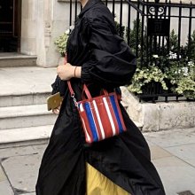 Net專櫃精品黑條紋襯衫"全新真品 歷史價格詳細信息