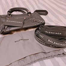 已售出 Balenciaga 巴黎世家 Giant City 薰衣草紫 金釦機車包 歷史價格詳細信息