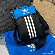 【EZ兔購】正品 balenciaga 巴黎世家 NEO CLASSIC 經典機車包 小牛皮 拉鍊 斜背 手拿 包 二用 現貨 歷史價格詳細信息