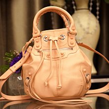 巴黎世家 搶眼秀款配色老爹鞋 男42號 現貨可面交 歷史價格詳細信息