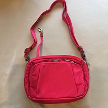 「全新」桃紅色 Hellolulu 纖薄筆電包-Sofi 13吋電腦包/防撞筆電包/加厚電腦包 歷史價格詳細信息