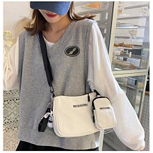 【黃小立立-79元商品】日本寬頭竹炭軟毛牙刷三支裝成人家用清潔護齦牙刷 歷史價格詳細信息