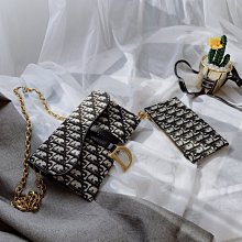 超級名品-JIL SANDER-銀蔥閃色襯衫領氣質背心洋裝.原價5 0500.全新36碼 歷史價格詳細信息