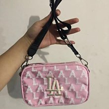 小方型休閒腰包 黑 側背包/斜背包/隨身包/休閒/時尚/旅遊 70CST3047 歷史價格詳細信息