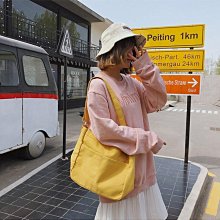 下殺-UI2234~日系文藝簡約百搭高中學生上課包單肩包女大容量郵差包收納包休閒包外出包旅行包 歷史價格詳細信息