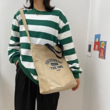 下殺-UI2531~日系簡約學生百搭帆布袋學院風閨蜜搞怪印花學生斜挎包收納包休閒包外出包旅行包 歷史價格詳細信息