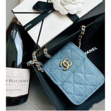 Chanel 香奈兒 VIP積分贈品禮 精緻可愛 招財招福 天然草里葫蘆包掛件 Q❤️ 歷史價格詳細信息