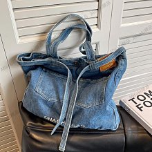 包包女2023夏季新款大容量褶皺通勤雙肩包女高級感單肩斜挎包 歷史價格詳細信息