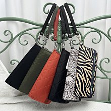 Lesportsac 力士包 卡哇伊印花女士卡通三連包手提零錢硬幣袋錢包鑰匙化妝手拿包3455 歷史價格詳細信息