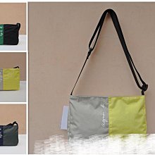 熱銷款上線ab雙面女包   防水尼龍單肩斜挎拉鏈隔層翻蓋設計小包agssb包包 歷史價格詳細信息