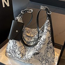 法式小眾腋下包包女2023新款秋冬時尚復古單肩包百搭休閒斜揹包 歷史價格詳細信息