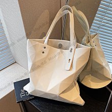 簡約質感 韓系小姐姐風 側背包 手提包 兩用袋 容量大 毛球 字母 吊飾 波士頓包 歷史價格詳細信息