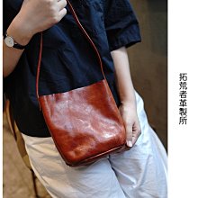 拓荒者革制所。小眾設計頭層牛皮單肩背包簡約托特包真皮百搭大容量單肩腋下包女 歷史價格詳細信息