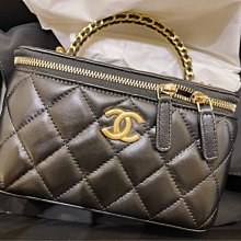 台灣現貨 Chanel 銀色麥穗水鑽 cc 設計 耳針???? 全新全配 甜甜價^^ 歷史價格詳細信息