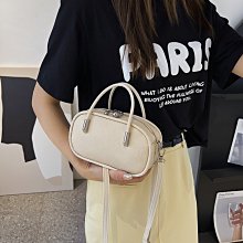 女生包包 時尚圓形女包 2024春夏新款波浪紋繡花簡約單肩包 斜挎包 斜背包 歷史價格詳細信息