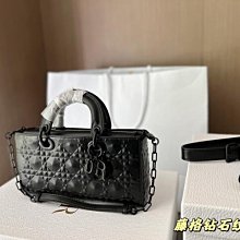 新品搶購 女生包包 斜背包 肩背包 2024春夏新款時尚菱格鏈條包 云朵包 簡約百搭鎖扣單肩包 斜跨包潮牌-陽光優選 歷史價格詳細信息