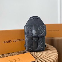 Lisa代購 Louis vuitton新款牛仔褲 舒適商務直筒褲 男式百搭時尚長褲 歷史價格詳細信息