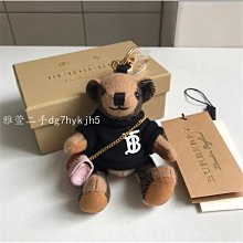 二手品BURBERRY日本品牌 全開襟 短袖 POLO衫 酒紅 1 女 日本製 產地:日本 尺寸1（櫃3大抽）9成新 歷史價格詳細信息
