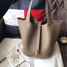2022新款頭層牛皮真皮素色女包韓版日系時尚簡約通勤菜籃子包水桶包大容量小眾單肩斜挎手提包百搭 NrdT 流行 精品 歷史價格詳細信息