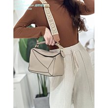 二手 小小拼圖家～寵物寶貝5+3+DORA朵拉拼圖書5組～半買半送 歷史價格詳細信息