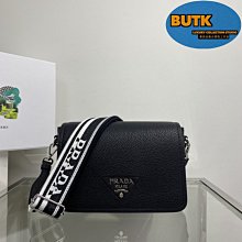 普拉達 寬松版型 最新最  最頂級的品質專柜短袖，頂級制作工藝進口面料，專柜款獨特設計，采用進口面料 手感一流官網在售碼數：M-X NO28247 歷史價格詳細信息