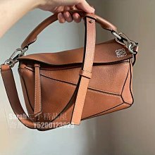 二手精品 羅意威 LOEWE Bifold Wallet 8卡短夾 粒面牛皮革雙折錢包 C660302X02 歷史價格詳細信息